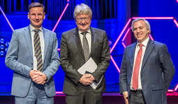 Ehrenmedaille für Prof. Böhm